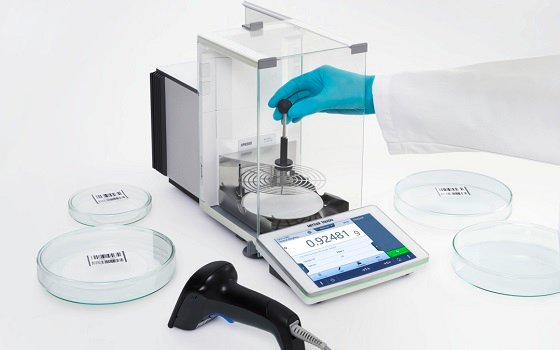 Analytical Balance Filter Weighing